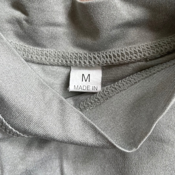 Rip Curl Grey Mens Long-sleeve Rashguard - Picture 3 of 5